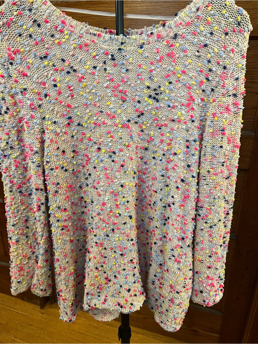 Women’s L Cream Knit Pullover Sweater with Pink & Multicolor Speckles - Picture 4 of 5